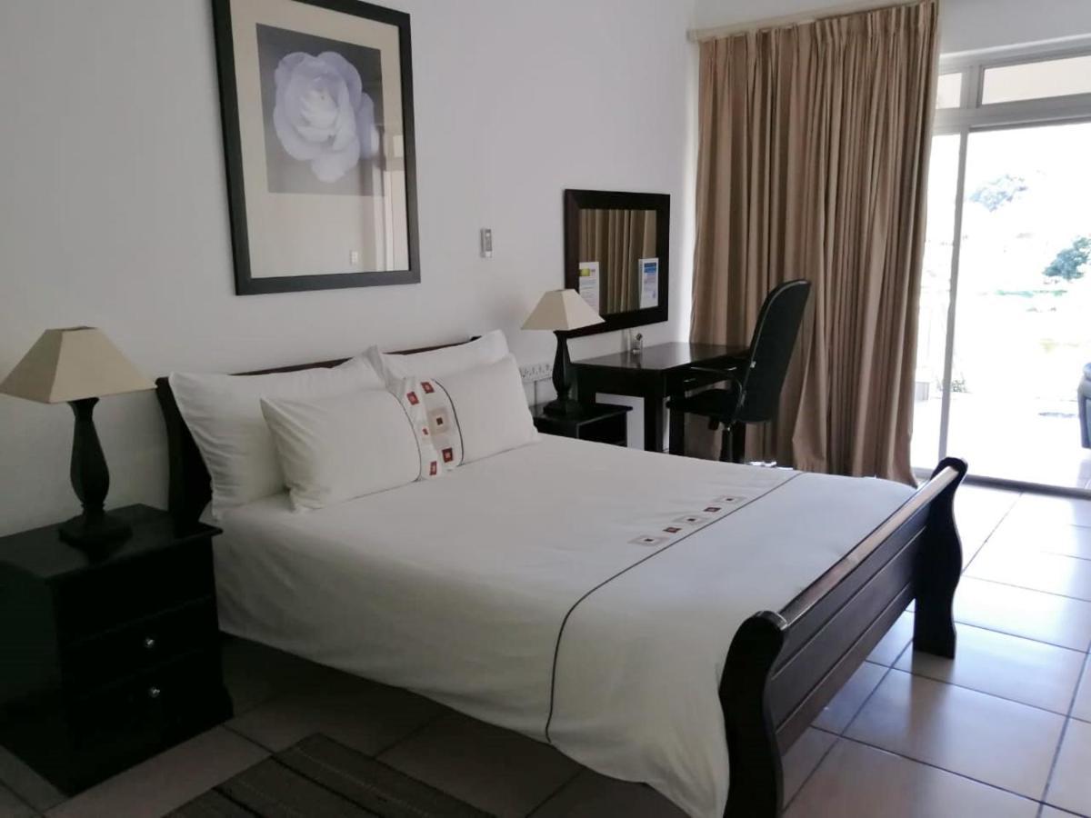 Sunset Boulevard Riverlodge Paarl Buitenkant foto